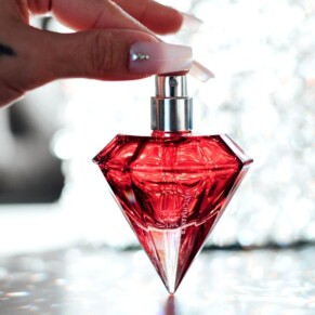Nước hoa Eye Of Love Matchmaker Red Diamond cho nữ chứa pheromone 30 ml 10 Nước hoa Eye Of Love Matchmaker Red Diamond cho nữ chứa pheromone 30 ml - Ảnh 5